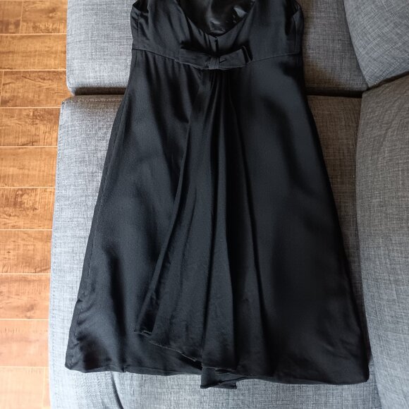 Vintage 1960s Little Black Dress The House of Nu-Mode Toronto Cut Out Back Bow - Picture 4 of 10